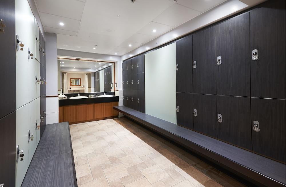 Doubletree By Hilton Dartford Bridge Ξενοδοχείο Εξωτερικό φωτογραφία