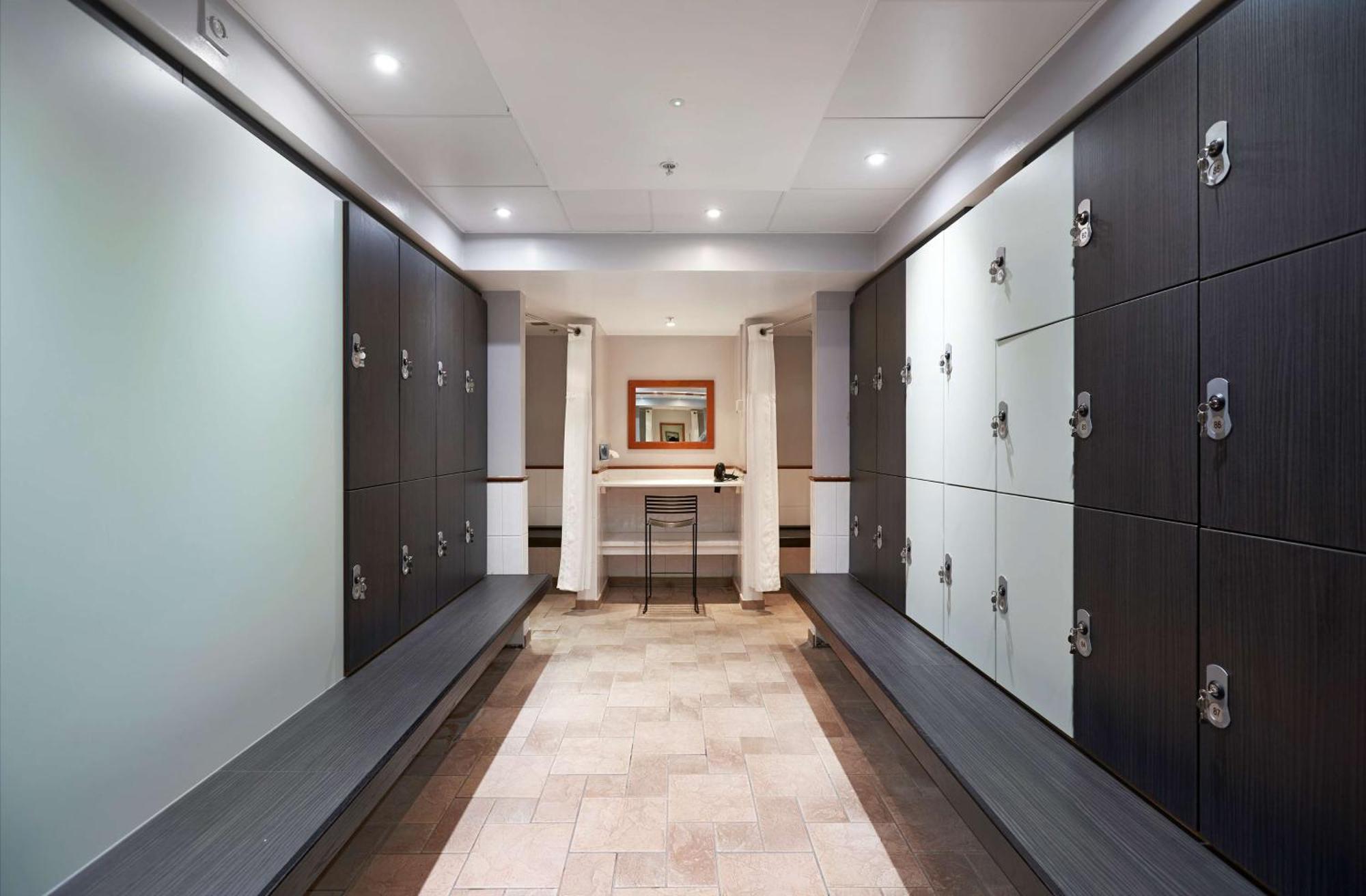 Doubletree By Hilton Dartford Bridge Ξενοδοχείο Εξωτερικό φωτογραφία