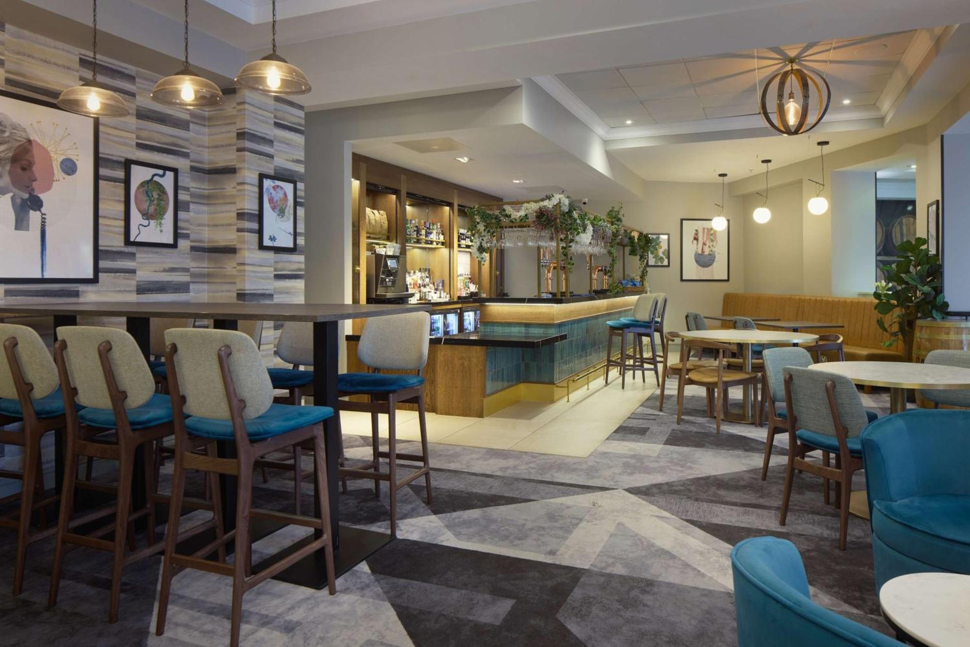 Doubletree By Hilton Dartford Bridge Ξενοδοχείο Εξωτερικό φωτογραφία