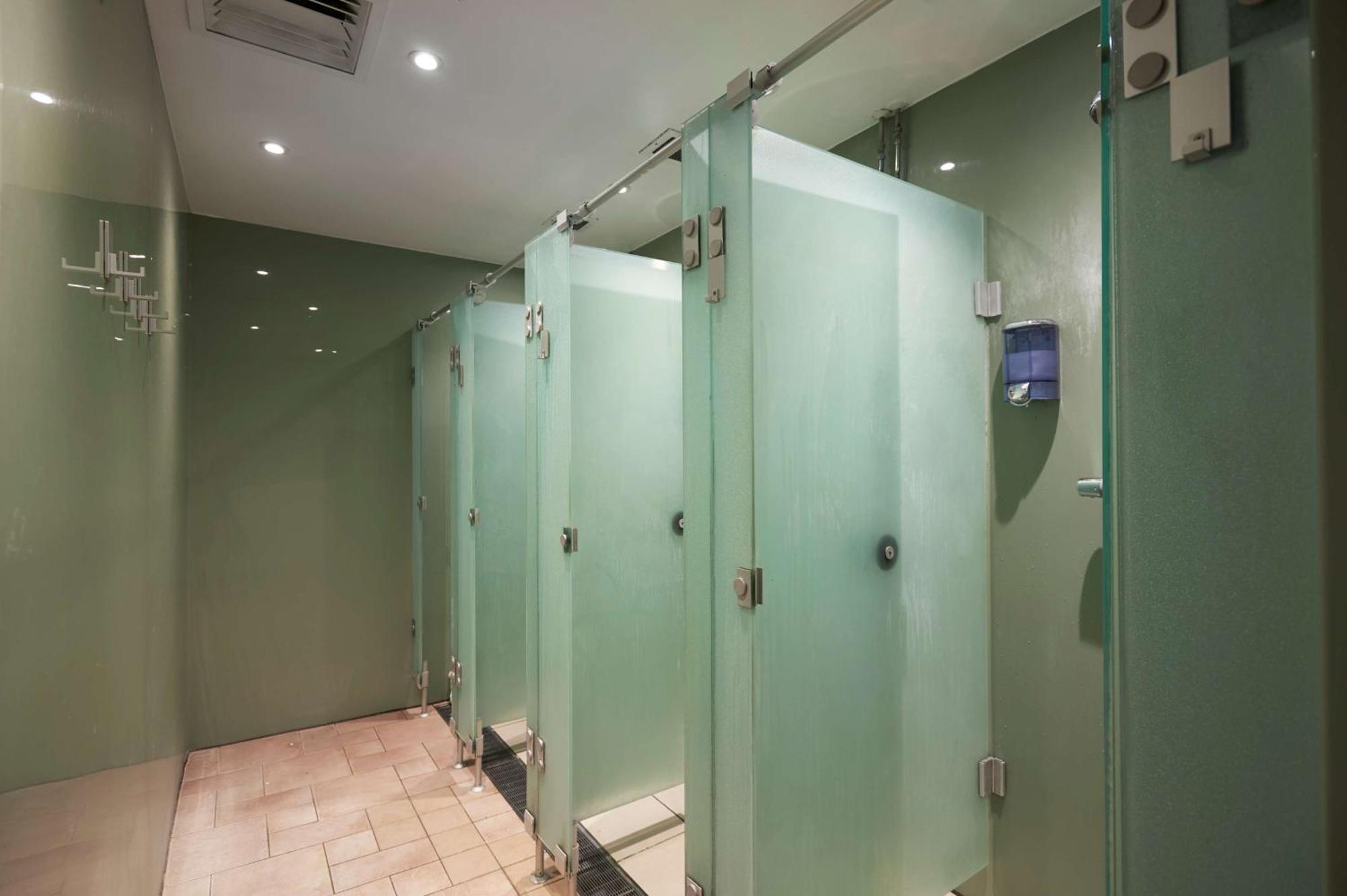 Doubletree By Hilton Dartford Bridge Ξενοδοχείο Εξωτερικό φωτογραφία