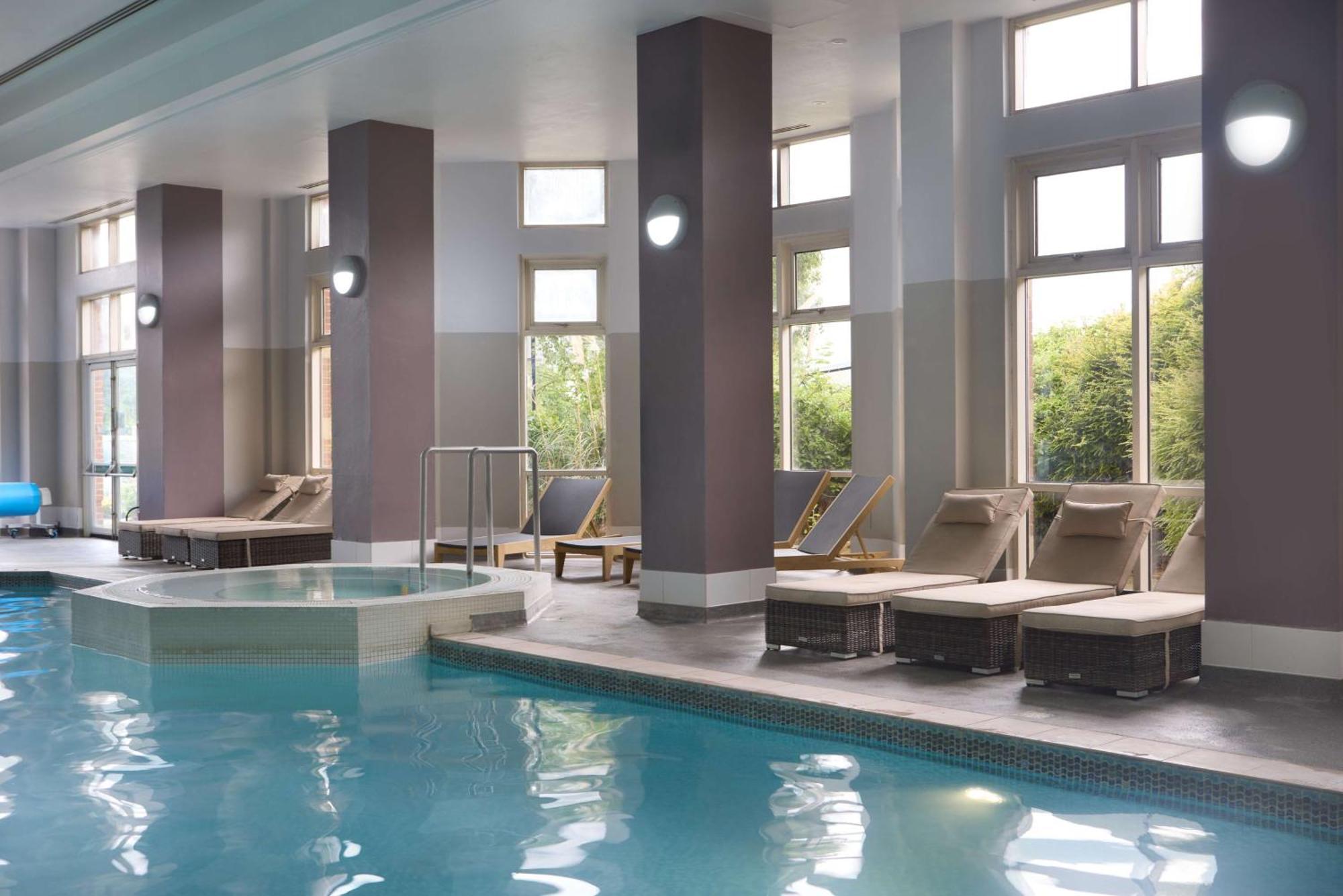 Doubletree By Hilton Dartford Bridge Ξενοδοχείο Εξωτερικό φωτογραφία